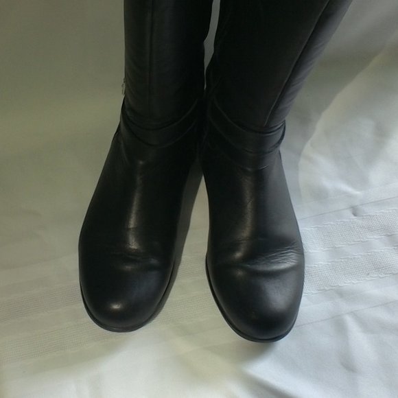 Rose Petals Trudy Wide black softy calf 8M boots - Picture 4 of 5